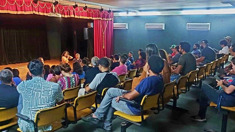 Produtores de cinema e vídeo debatem a Lei Paulo Gustavo no Tocantins em reunião no no Memorial Coluna Prestes (Foto: Divulgação/ATCV)