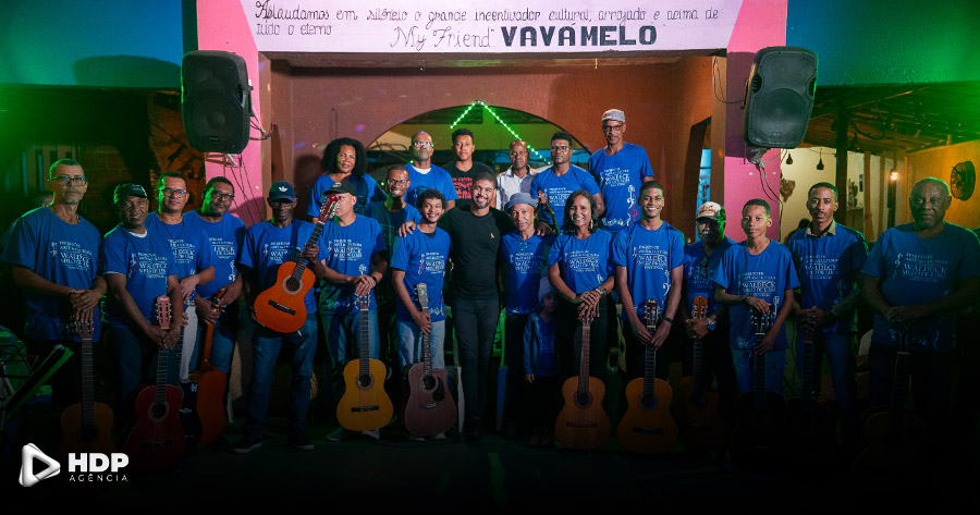 Homenagem aos Pais: Projeto artístico e musical realiza apresentação intimista em Terra Nova