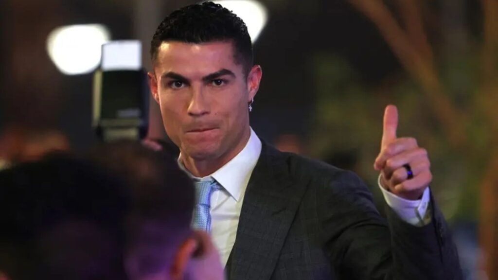 Espiões russos usavam Cristiano Ronaldo para enviar mensagens secretas a Moscou